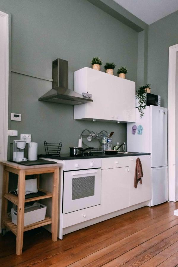 Charming Apartment With Terrace In Lille Exterior photo